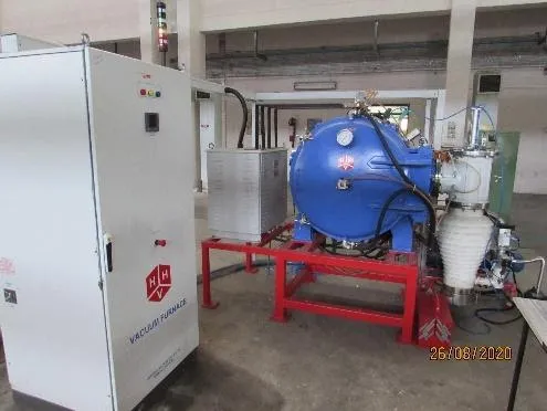 High temperature vacuum furnace