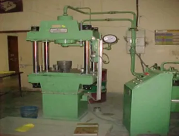 Hydraulic Uni-Axial Compaction Press