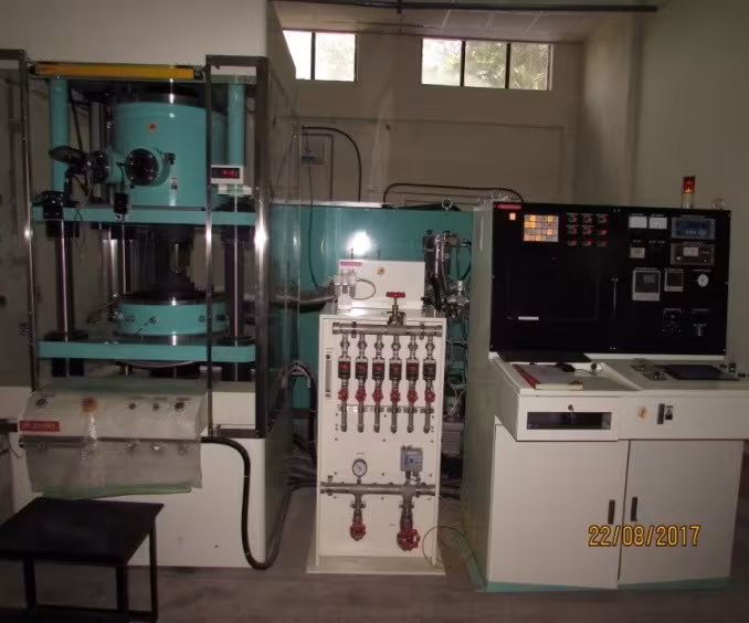 Spark Plasma Sintering (SPS)
